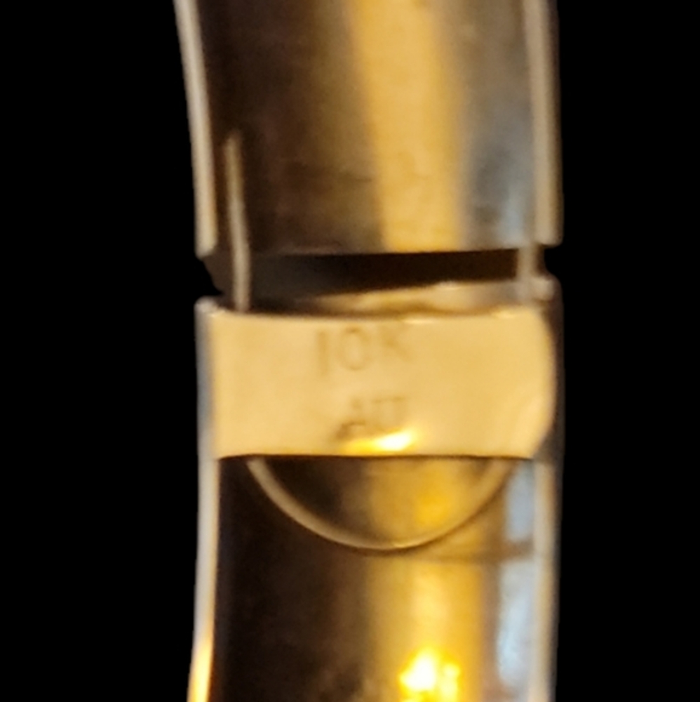 10K Yellow Gold Diamond Cut Bracelet. (See Stamp in Last 2 pics). - Picture 8 of 8
